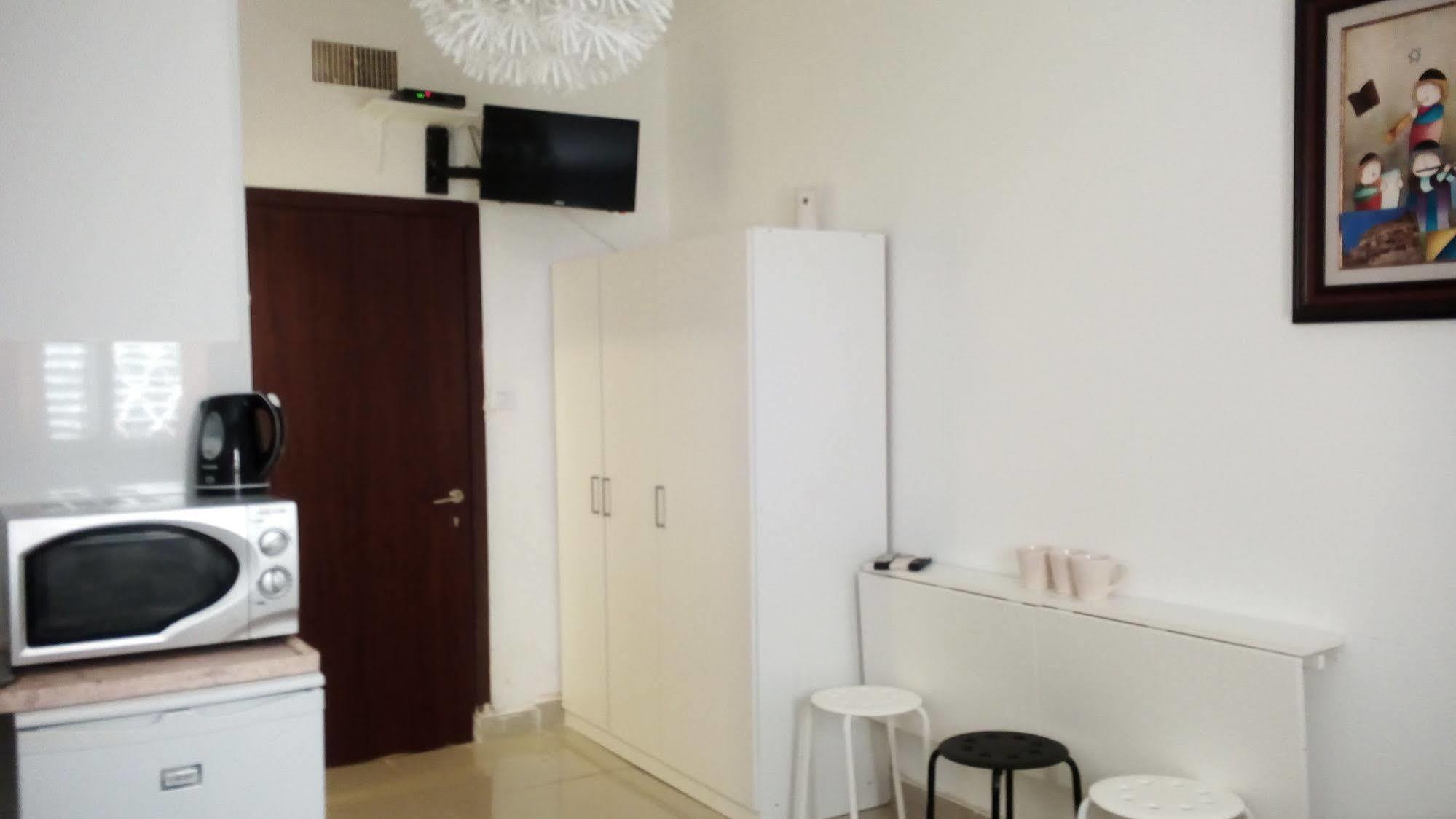 Netanya Motel Pierre Zewnętrze zdjęcie
