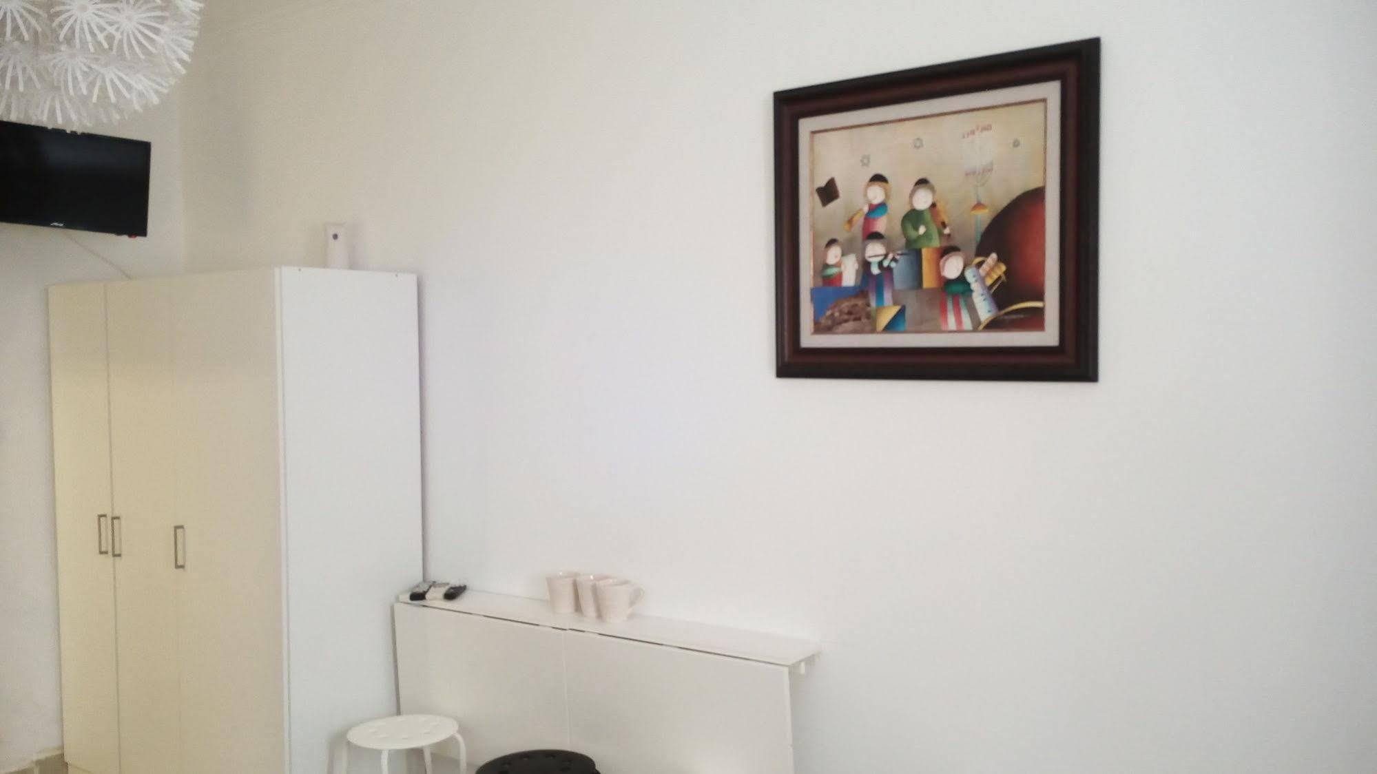 Netanya Motel Pierre Zewnętrze zdjęcie