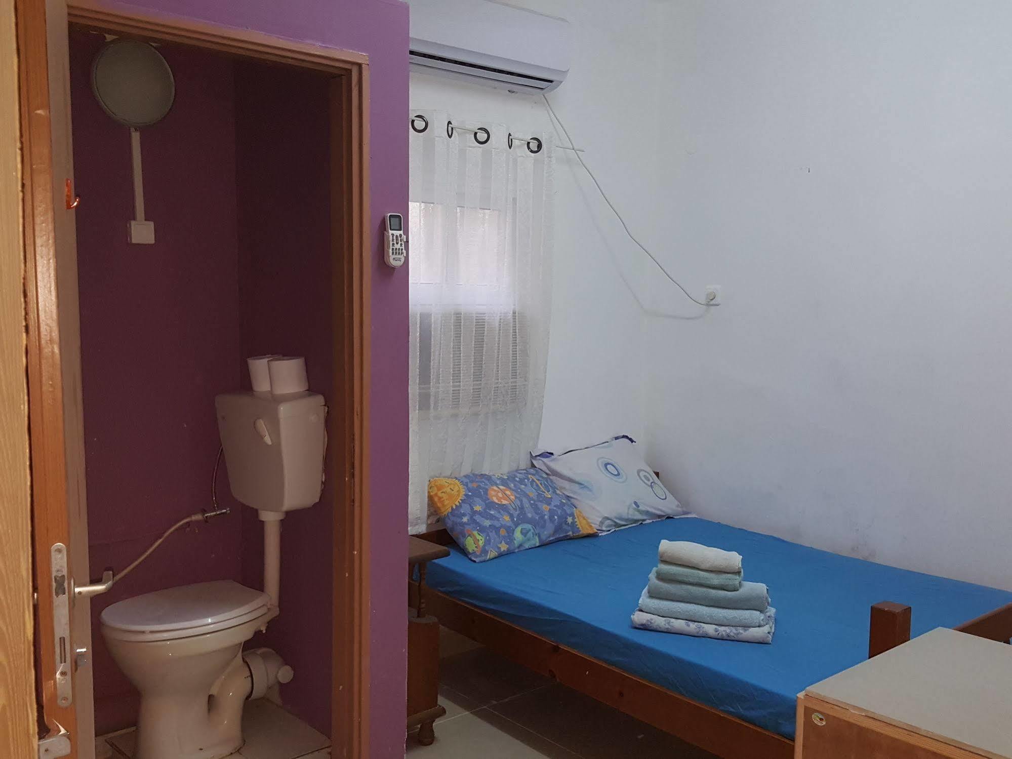 Netanya Motel Pierre Zewnętrze zdjęcie