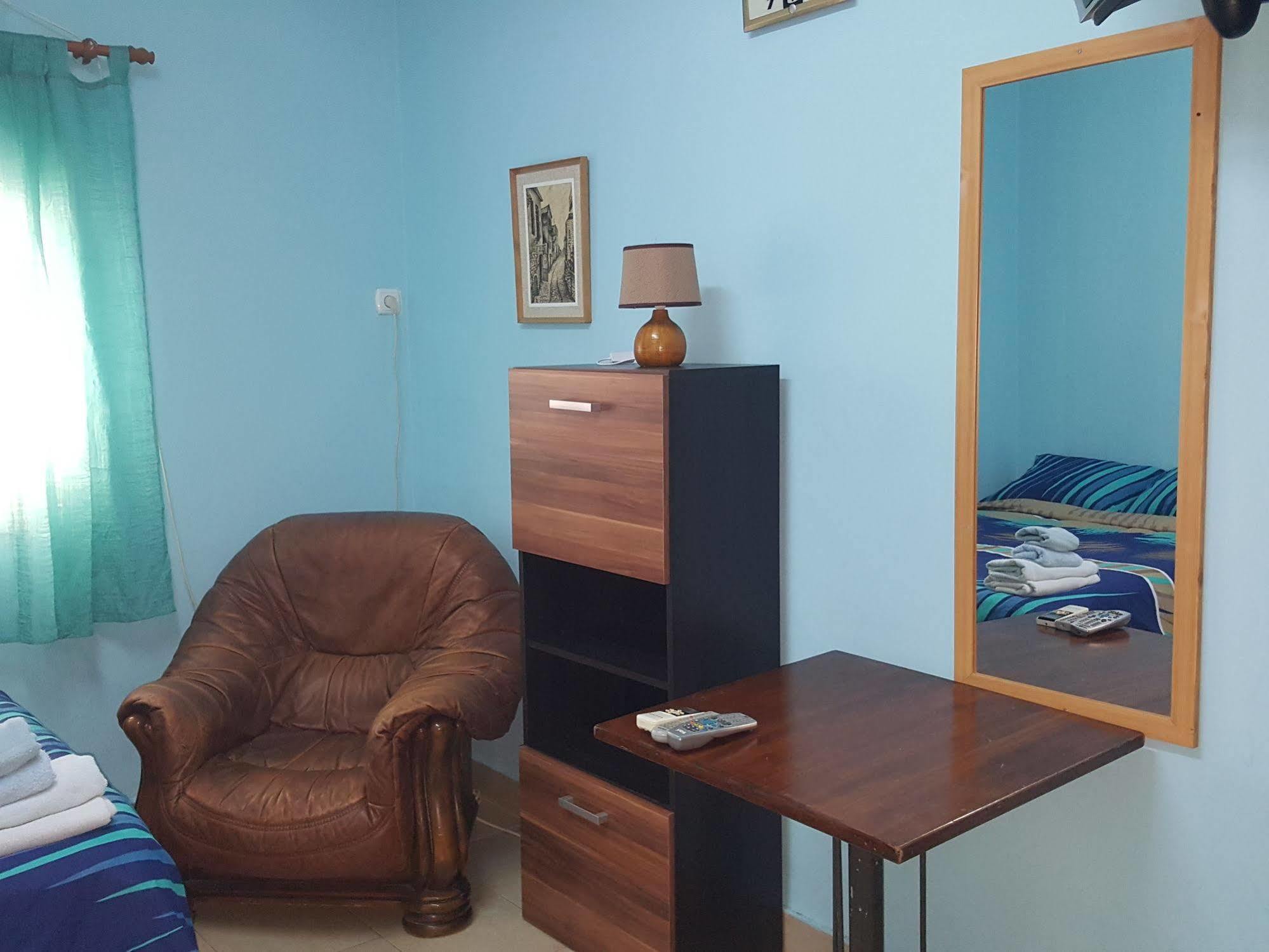 Netanya Motel Pierre Zewnętrze zdjęcie